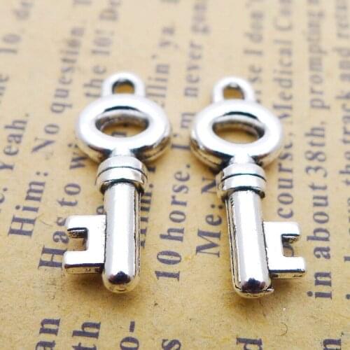20PCS/Lot 8mm*21mm Antique Silver Color Key Charms Necklace Pendants For Jewelry Making DIY