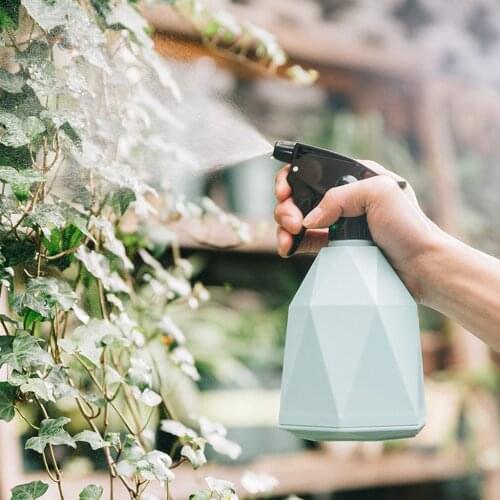 1Pcs Gardening Tools Flowers And Plants Spray Bottle Watering Can Flower Watering Bottle Watering Bottle Garden Tool Floral Tool