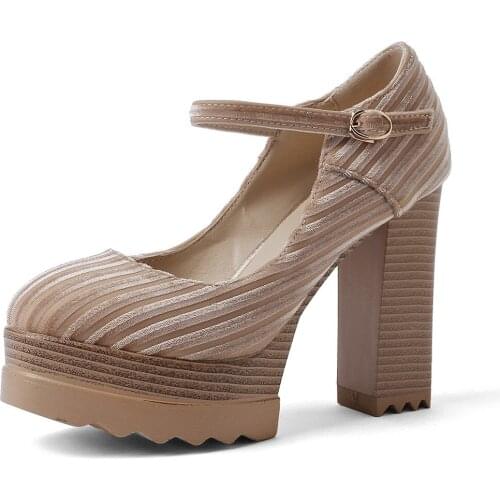 Fashion shoes 19 years spring new waterproof table size and super size 32-42 shallow mouth buckle belt for womens shoes