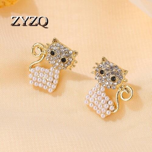 ZYZQ Cute Kitten Cat Stud Earring Alloy Imitation Pearl Crystals Animal Orecchini Donna Fashion Casual New Years Gift Jewellery