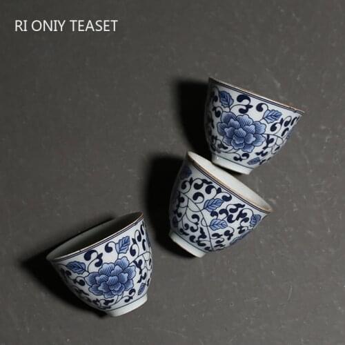 Retro Blue and White Porcelain Teacup Personal Meditation Cup Boutique Ceramic Tea Bowl Master Cup Handmade Tea Set Accessories