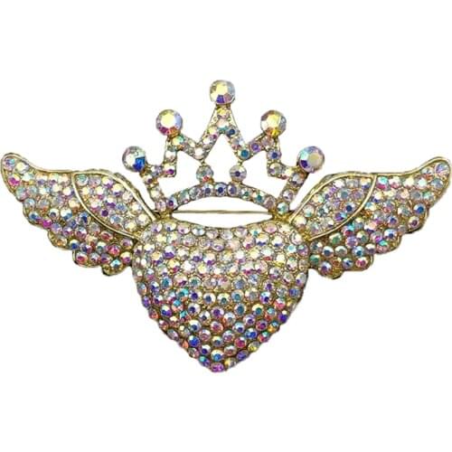 10pcs/lot high quality Rhinestone Gold tone heart with angel wing decoration Jewelry brooch for gift/party