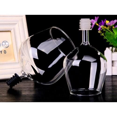 A creative red wine champagne glass, you can drink silicone sealing strip directly from the bottle crystal glass cocktail glass