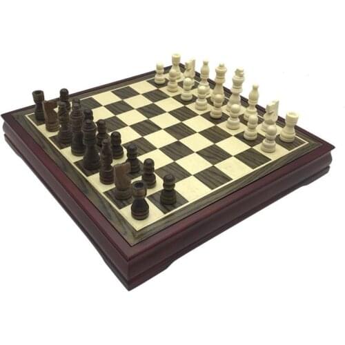 High-quality Wood Chess Board Game Set Solid Wood Chess Pieces International Chess Coffee Table Wooden Chessboard 28*28cm Go