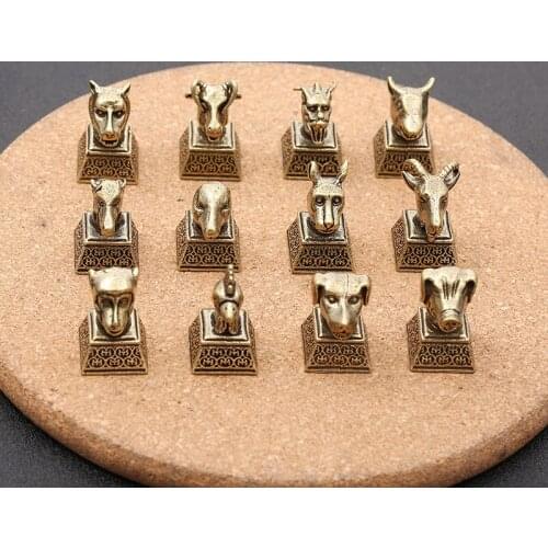 1PC Vintage Animal Shape Jewelry Pendant Hanging Ornaments DIY Keychain Figurines Miniatures Decoration