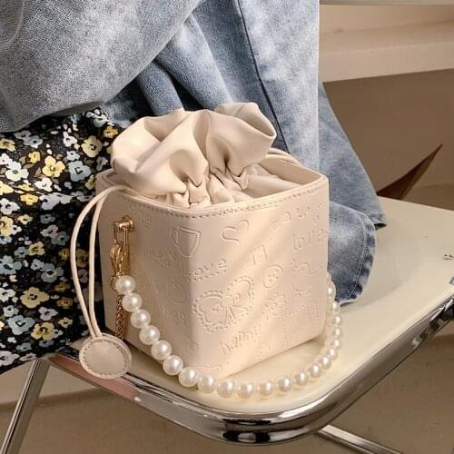 Pearl Tote 2021 New Women 's Chic Bag Western Style Messenger Bag Versatile Chain Small Square Box Bag