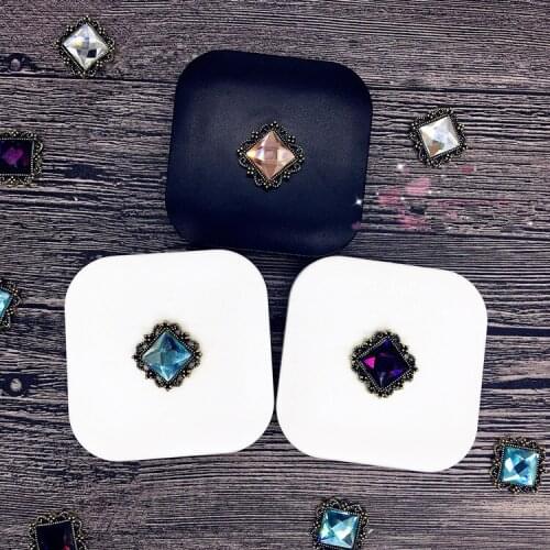 LIUSVENTINA Handmade DIY Alloy Cute Alloy Flower Gemstone Contact Lens Case with Mirror Container for Color Lenses Gift for Girl
