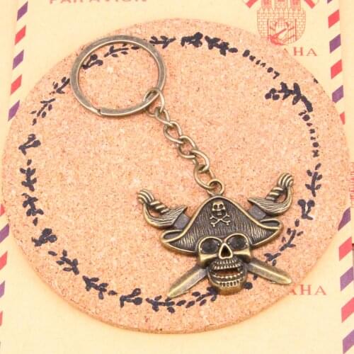 New Fashion Bronze Pendant Metal Key Chains Accessory,28mm Key Ring Vintage pirate skull and cross swords Keychain