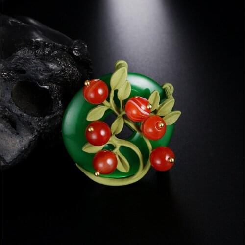 Spoon in her mouth ring a corsage fine gemstone setting brooch chain.scarves buckle accessories manufacturers selling