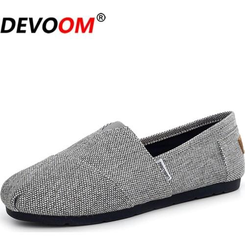 New 2018 British Style Slip on Mens Loafers Student Canvas School Flat Shoes for Man Breathable Adult Home Casual Footwear Trend
