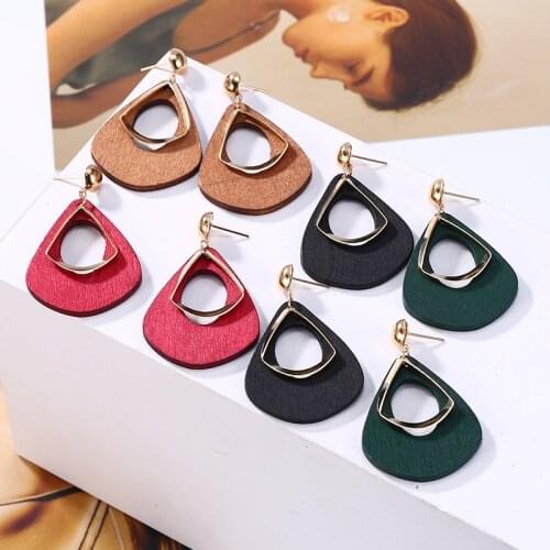 HOCOLE Vintage Wooden Earrings For Women 2019 Fashion Statement Wood Hollow Earrings Drop Dangle Jewelry pendientes mujer moda