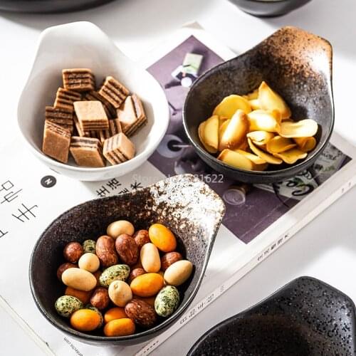 Japanese Ceramic Tableware Small Dish Kitchen Soy Sauce Vinegar Seasoning Dish Creative Tape Dipping Snack Bowl Small Dish