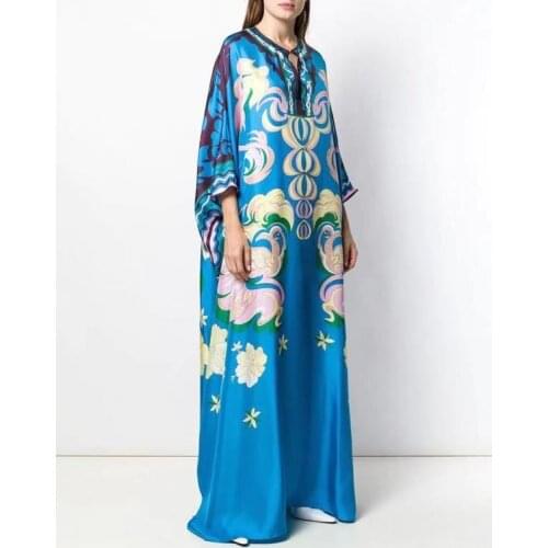 New loose and large fashionable and beautiful elastic knitted party dress