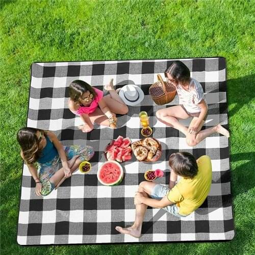 2Mx2M Thicken Plaid Outdoor Foldable Waterproof Picnic Mat Fashion Pad Breathable Soft Waterproof Portable Camping Travel Beach