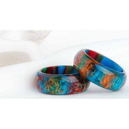 New Unique Rainbow Colorful Resin Acrylic Geometric Round Finger Rings For Women Simple Glitter Shiny Starry Galaxy Ring Jewelry