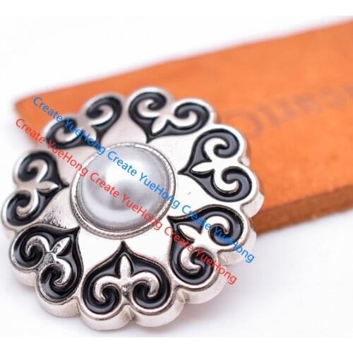 10X 30MM Antique Silver Western Biker Celtic Flower Fashion Artificial White Pearl Beads Leathercraft Belt Saddle Concho