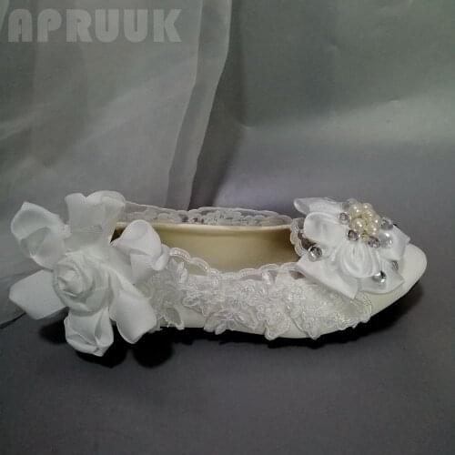 White wedding flats shoes woman bride plus size slip-on lace flower pearls bridal wedding shoes bride party banquet dinner shoe