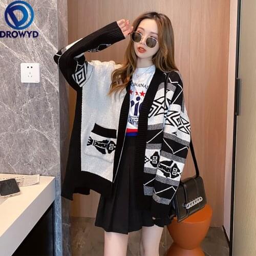 2021 Autumn and Winter Womens New French Niche Lazy Loose Coat Knitted Cardigan Sweater Women Single-breasted V-neck Sweater