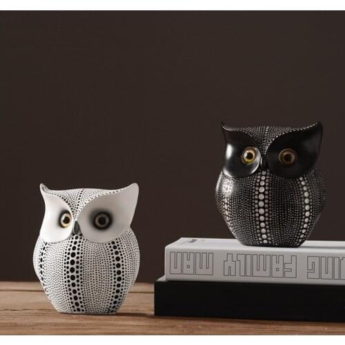 Brief Black White Sculpture Personality Art Owl Resin Statue Decorative Desktop Small Ornaments Home Decoration Accessories