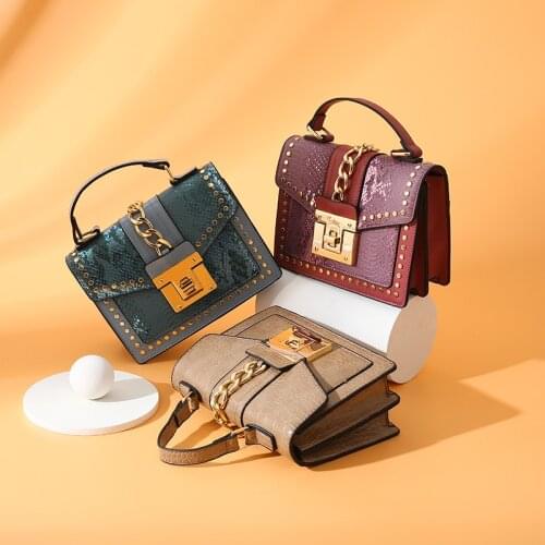 Crocodile Pattern Designer Shoulder Crossbody Bag High Capacity Lady Messenger Bag Luxury Totes Bag Chain Womens Handbag