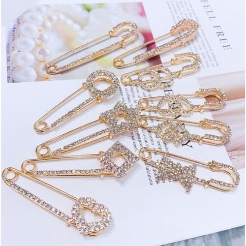 Elegant Fashion Crystal Dress Rhinestone Decoration Cute Buckle Pin Lapel Pin Collar Women Girl Pins For Clothing Ornament