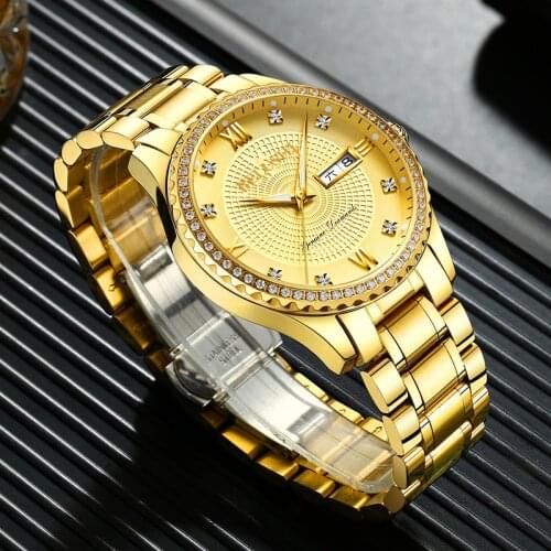 2021 New Explosion of Night Light Quartz Table Steel Waterproof Business Diamond Gold Mens Watch Double Calendar Leisure Watch
