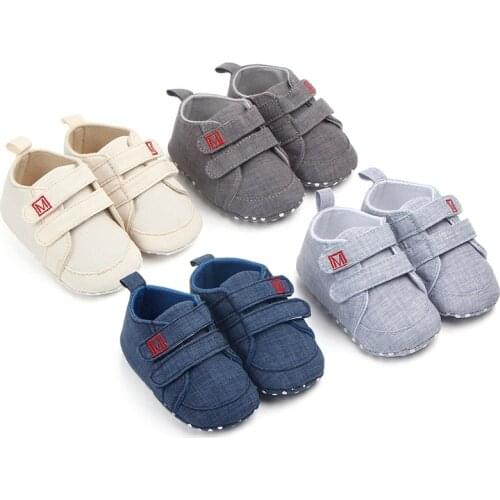 New 2020 Spring / Autumn Infant Baby Boy Baby Girl Moccasins Soft Sole First Walkers Crib Shoes Baby shoes 0-18 Months