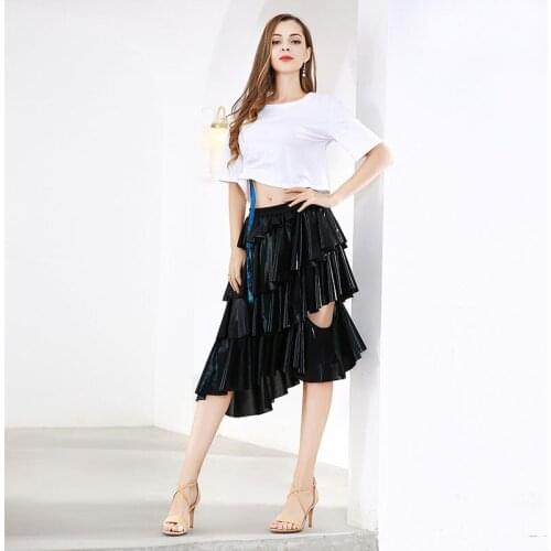 New Arrival High Quality Casual Clothes Short Sleeve T-shirt+ Cake Skirt Dress Outfit White Top Black Skirts Women Two Piece Set