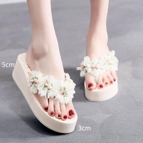 New Manual Flowers Flange Strap Beach Flip Flops High Heel Bohemia Wenge Shoes Summer Non-slip Woman Slippers Outdoor Sandals