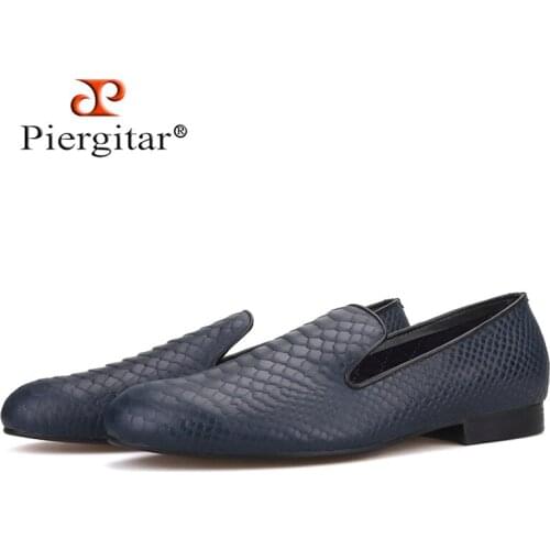 Piergitar new style men handmade Crocodile embossing Genuine Leather shoes British style smoking slippers mens casual loafers