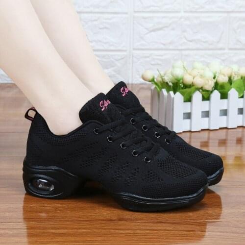 2019 New Dancing Shoes For Women Black Sports Feature Modern Dance Jazz Shoes Soft Outsole Breath Dance Female Practice Sneakers