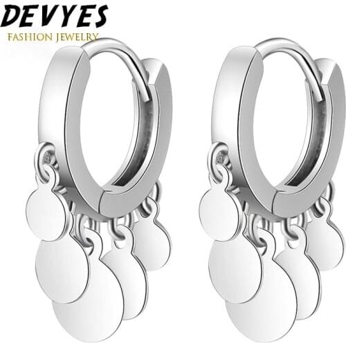 Ins New Fashion Round Disc Tassel Hoop Earrings For Women White Golden Pendant Earrings Charming Ear Jewelry