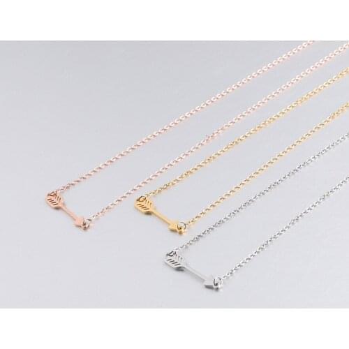 Retro Fashion Design Feather Arrow Modeling Shape Necklace Clavicle ChainTemperament Women Choker Jewelry Pendant Gift