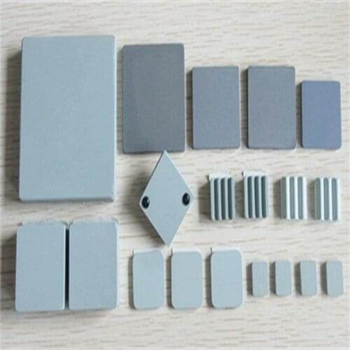 Silicon Carbide Ceramic Sheet 20*20*2mm Microporous Silicon Carbide Heat Sink 10*10/15*15/60*60mm Adhesive
