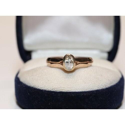 ANTIQUE ORIGINAL 18K GOLD NATURAL ROSE CUT DIAMOND DECORATED SOLITAIRE RING