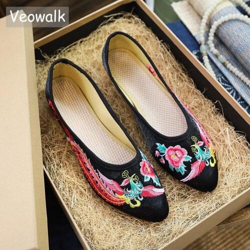 Veowalk Phoenix Embroidered Women Velvet Cotton Ballet Flats Pointed Toe Slip on Ladies Comfort Embroidery Cheongsam Shoes