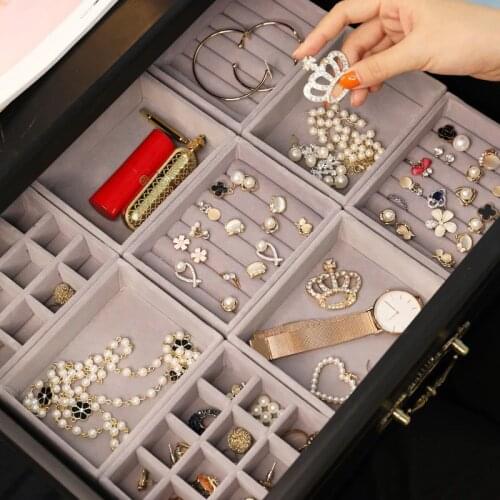 Small Velvet Ring Ear Nail Earrings Display Holder Tray Stackable Pendant Necklace Bracelet Watch Jewelry Storage Organizer Case