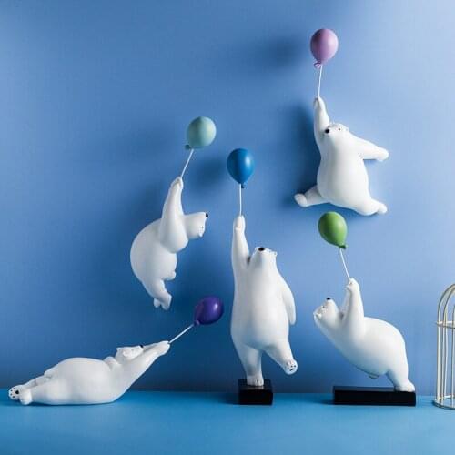 Nordic Home Frunishings Polar Bear and Balloon Resin Ornaments Resin Table Bear Decors Lovely Bear Theme