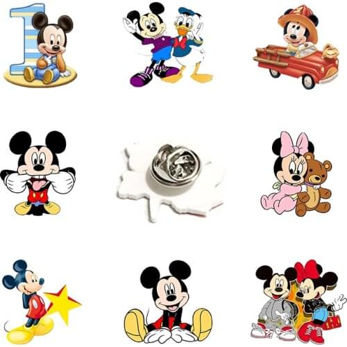 Disney Funny Animation Mickey Mouse Lapel Pin Fashion Mickey Minnie Character Heat Shrink Resin Acrylic Pin Jewelry Accessories