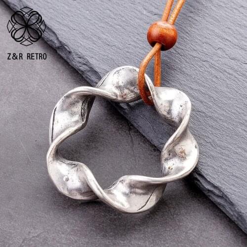 Vintage Simple Jewelry for Women Long Necklace Silver Color Twisted Circles Pendants Rope Chain Suspension Accessories Wholesale