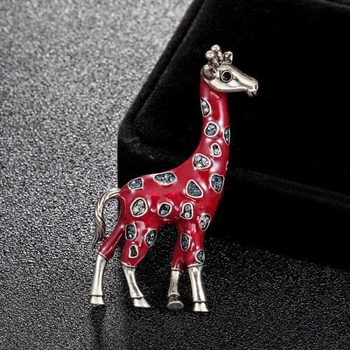 Fashion new arrival giraffe animal brooches jewelry for men kids gifts Brand Yellow Enamel broches womens vintage pin brooch
