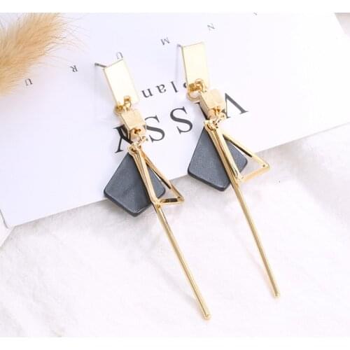 Euro 2021 new tide temperament shell earrings South Korea web celebrity versatile personality long pendant tassel earrings femal