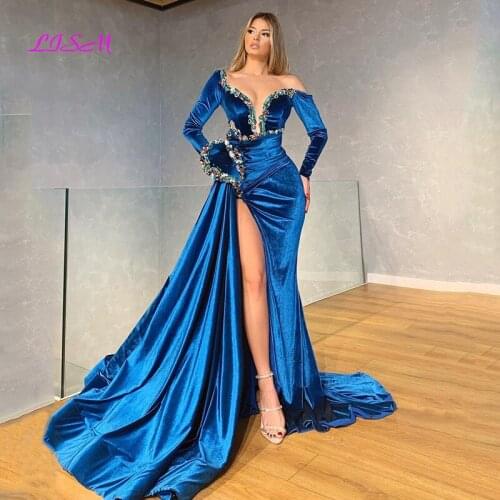 Sexy Dubai Evening Dresses with Long Sleeves Deep V-Neck Luxury Crystals Velour Evening Gowns Long Train Split Party Dress