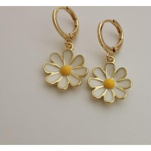 Delicacy Gold Daisy Sunflower Hoop Earring Endless Hoops Dangle Simple Everyday Holiday Gift for Her Bridesmaid Women Jewelry