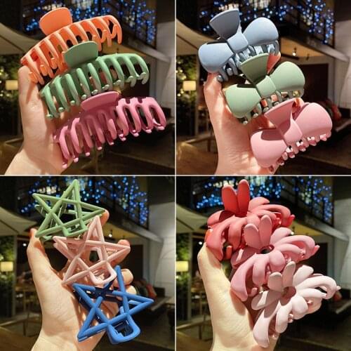 Retro plate hair catcher large and medium size head back bath hairpin ladies beautiful scrub ball hair clip headdress