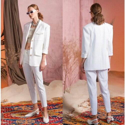 Cool White Mother of the Bride Suits Women Wedding Wear Blazer 2 Pieces Ladies Party Evening Wear For Wedding(Jacket+Pants)