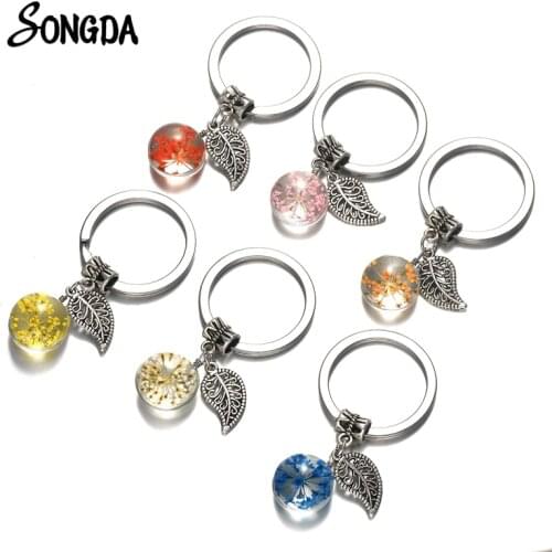 Natural Dried Flowers Crystal Glass Ball Keychain Fashion Sweet Women Bag Pendant Multicolor Immortal Flower Key Chain Ornaments