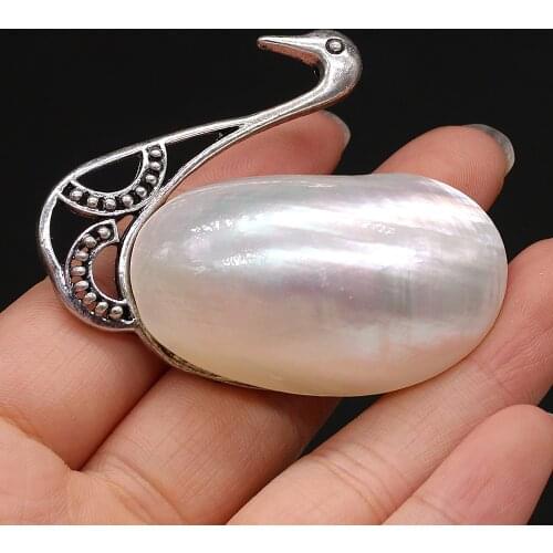 Elegant Metal Natural Shell Swan Brooches Women Lucky Animal Brooch Pins For Banquet Wedding Fashion Corsage Jewelry Accessories