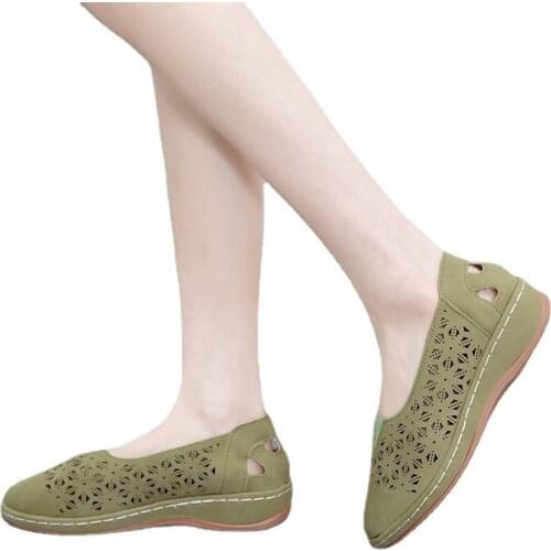 New Spring and Autumn Cutout Women Shoes Wedges Casual Female Non-slip Hollow Out Loafers Ladies Shoes Retro Mothers' Shoes