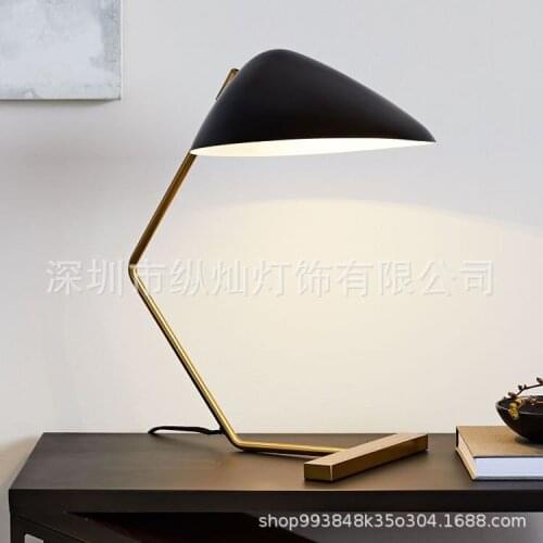 Contracted new Nordic study lamp lamp designers retro soft outfit student desk lamp of bedroom the head of a bed